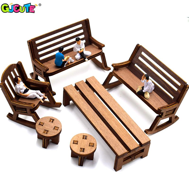 Desk Setup Kids - 1:12 Mini Park dla lalek stół